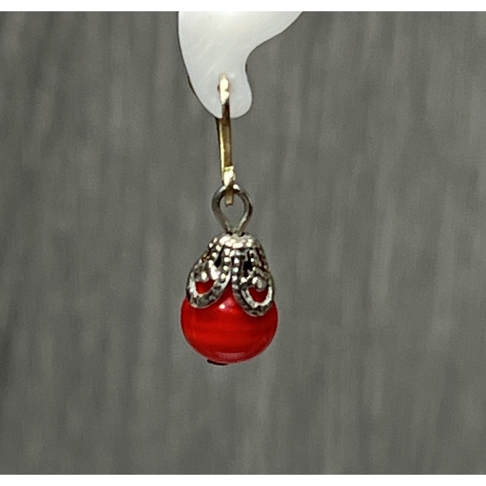 Vintage Style Red Bead Dangle Clip On Earrings Gold Tone Silver Tone Fashion